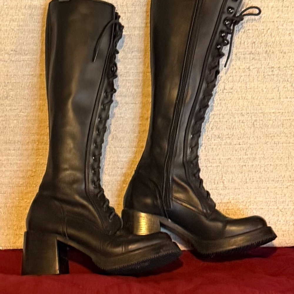 “VINTAGE” DESTROY ,PLATFORM LACE UP TALL BLACK LEATHER RETRO BOOTS Size 8.5 Y2K - Picture 2 of 11